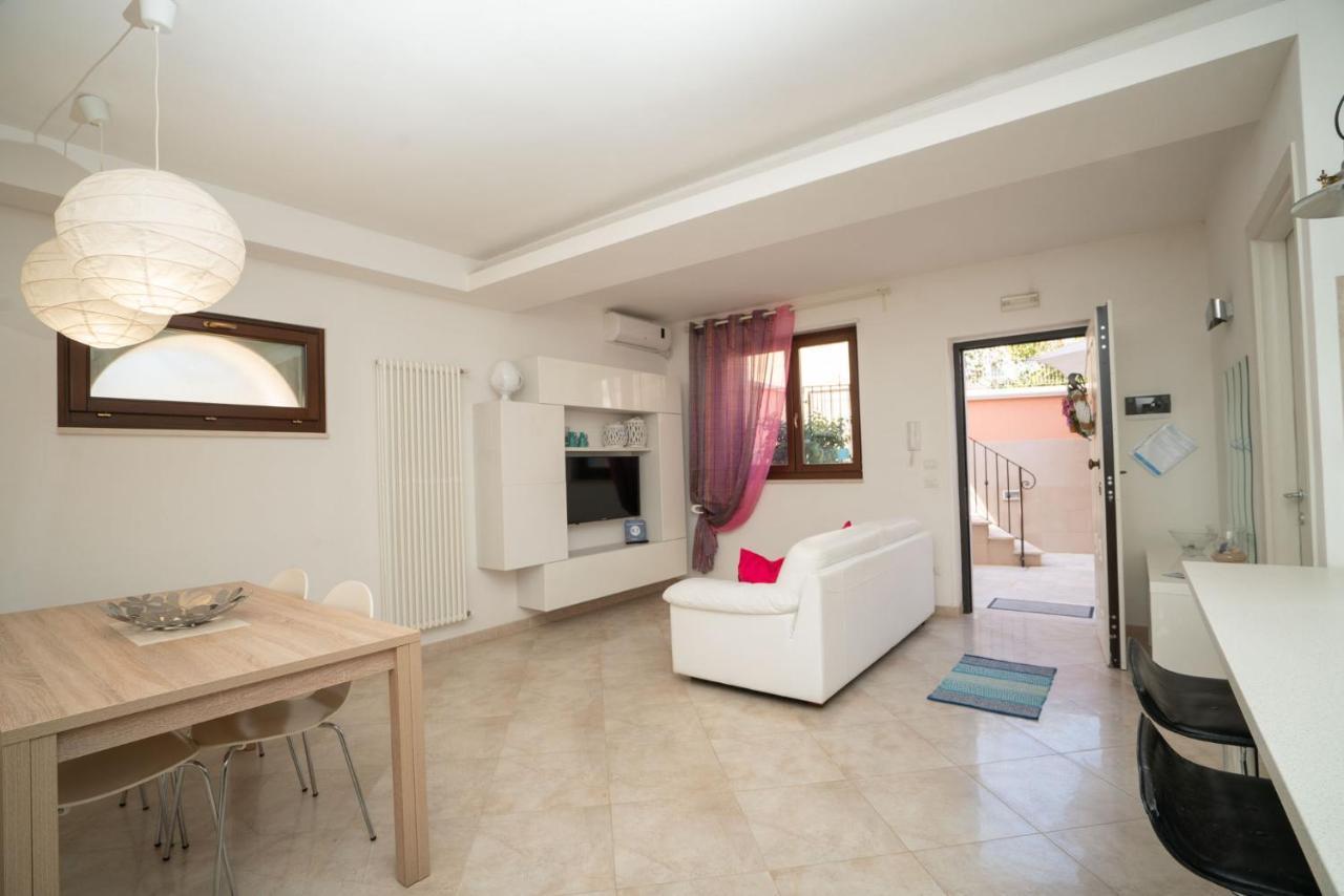 La Casetta Di Chiara B&B Polignano a Mare Exteriör bild
