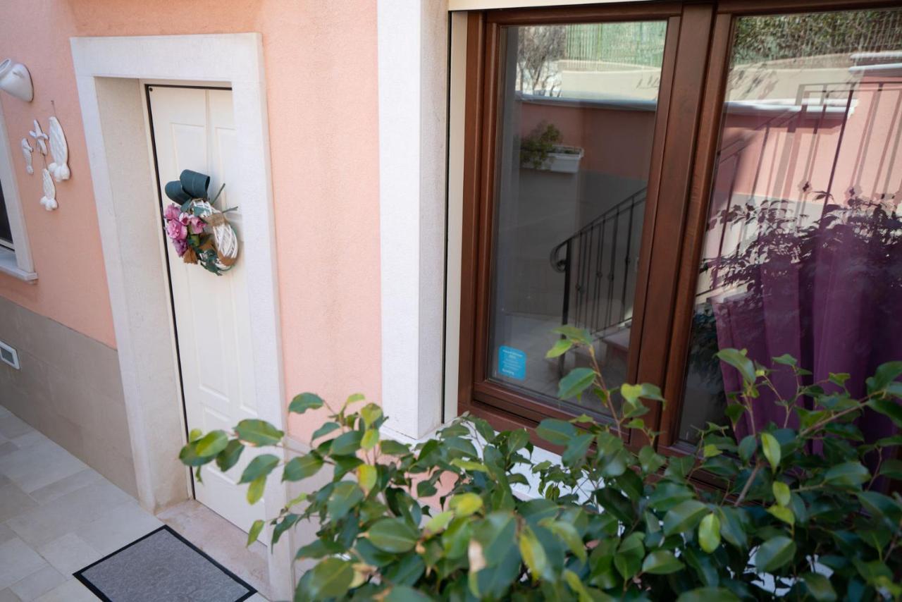 La Casetta Di Chiara B&B Polignano a Mare Exteriör bild